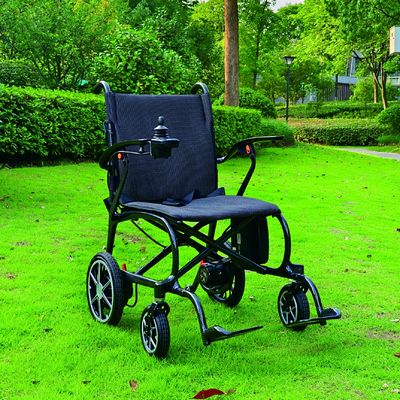 910mm*610mm*875mm Mini Full Carbon Fiber Electric Wheelchair 11,5kg 330lbs Carga