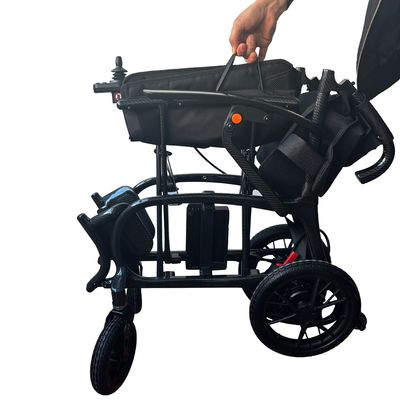 Cadeira de rodas de mobilidade elétrica com 11,5 kg de peso e capacidade de carga de 300 lbs