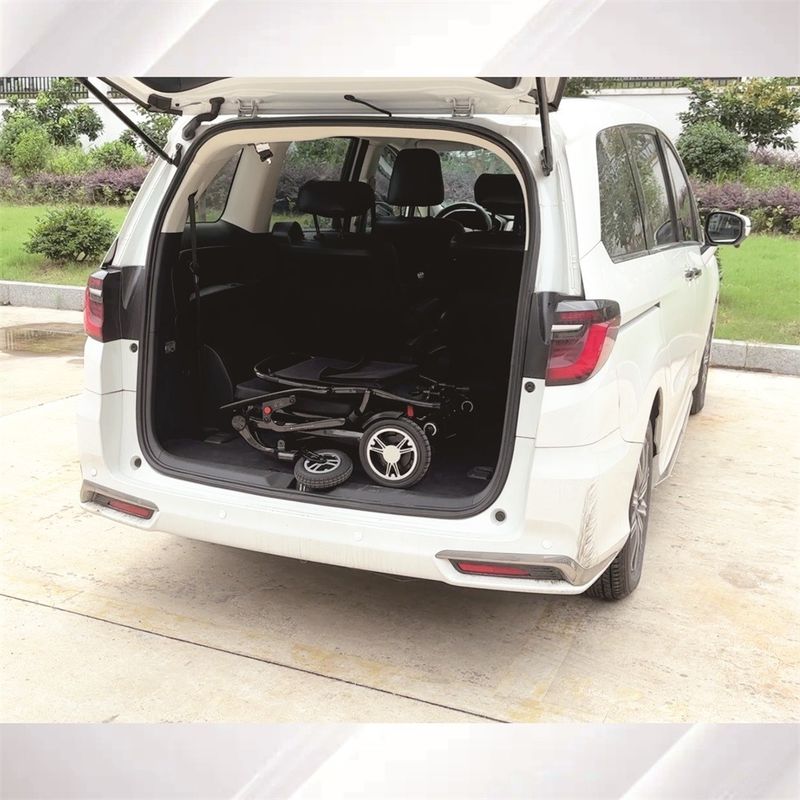 Cadeira de rodas de potência dobrável leve com motor DC24V150W*2 e quadro de fibra de carbono